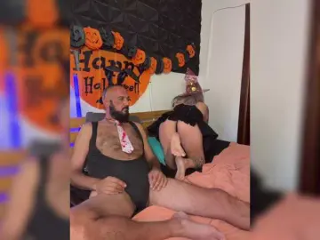Bongacams Watch Live Sex Cams of BigTwiXXX