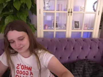 Bongacams Best live sex cam show of MagikPeachh