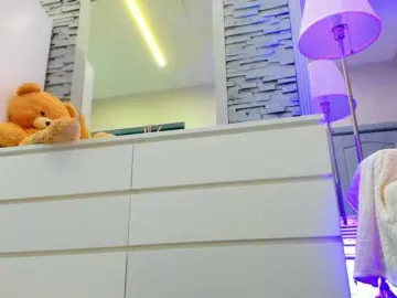 Bongacams Best live sex cam show of Reina-Cummings