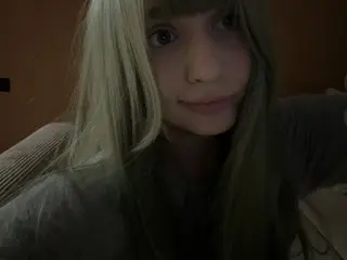 tamagotchigirl