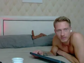 Bongacams Free Live Porn of JessSteve