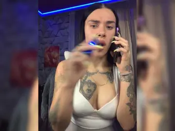 Bongacams Sex Cam of MaidenCrystal
