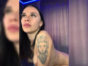 Bongacams Nude Webcam of MaidenCrystal
