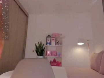 Bongacams Best Webcam of TinyRouse