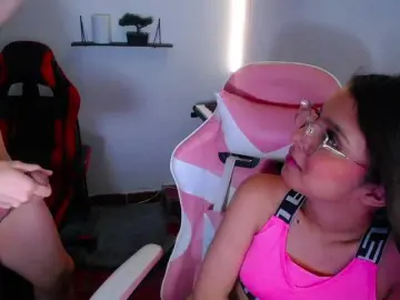 Bongacams Sex Cam of room-kitty