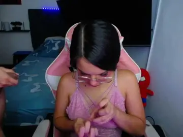 Bongacams Sex Cam of room-kitty
