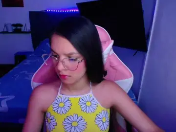 Bongacams Best Webcam of room-kitty