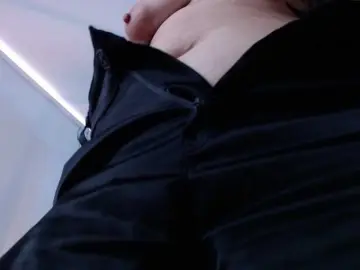 Bongacams Watch Live Sex Cams of HairyValeri