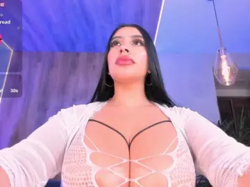 Bongacams Watch Live Sex Cams of LeahLombardi