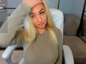 Bongacams Live Sex Cam of ElissaVibe