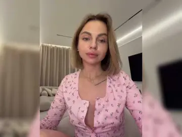 Bongacams Nude Webcam of Nataliecroys