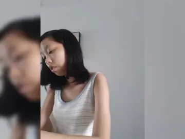 Bongacams Nude Webcam of Selinababy99