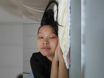 Bongacams Watch Live Sex Cams of Selinababy99