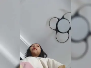 Bongacams Free Live Porn of Selinababy99