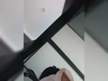 Bongacams Watch Live Sex Cams of Selinababy99