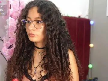 Bongacams Live Sex Cam of fluffydirtymind