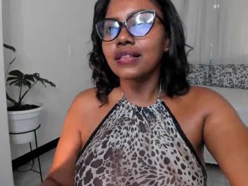 Bongacams Adult Video Chat of irissmoon777