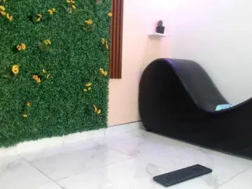Bongacams Watch Live Sex Cams of paola20atletic