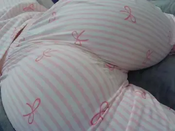 Bongacams Free Live Porn of MiniMilfa
