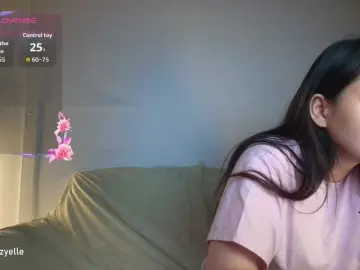 Bongacams Live Porn of RozyBlack