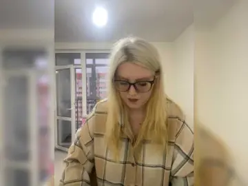 Bongacams Watch Live Sex Cams of DollVice