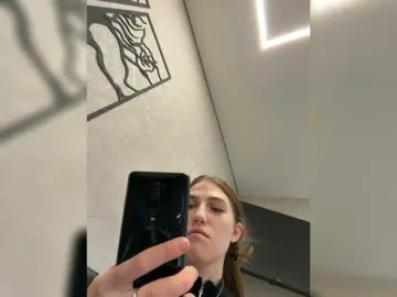 Bongacams Private Sex Chat of Alinagilberd03
