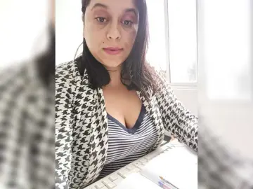 Bongacams Watch Live Sex Cams of Queen-Yess