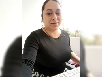 Bongacams Best live sex cam show of Queen-Yess
