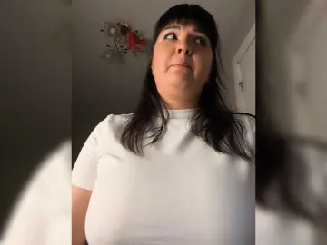 Bongacams Sex Cam of Tina-Dolly