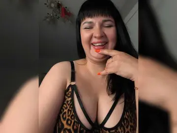 Bongacams Watch Live Sex Cams of Tina-Dolly