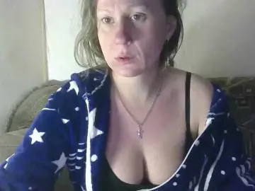 Bongacams Free Porn Cam of DomixDomi