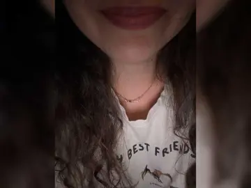 Bongacams Free Live Porn of FeeBee
