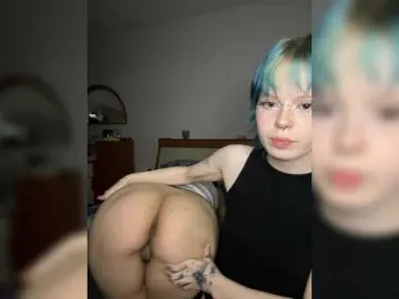 Bongacams Live Sex Cam of AliceAndMia