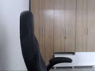 Bongacams Live Porn of RoxanaMilf