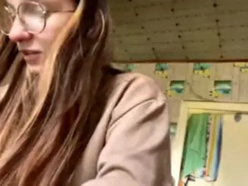 Bongacams Live Sex Cam of CatrinaDinehart