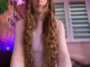 Bongacams Live Porn of CandyBoom