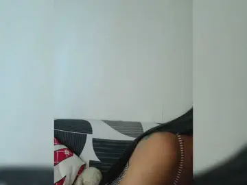 Bongacams Watch Live Sex Cams of Kiana11