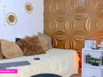 Bongacams Live Sex Cam of Paulinamiller