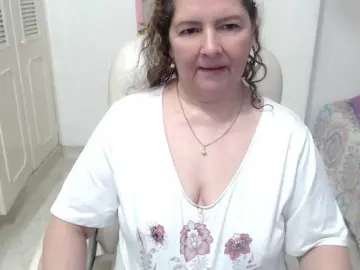 Bongacams Live Sex Cam of leonela-68