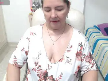 Bongacams Live Sex Cam of leonela-68