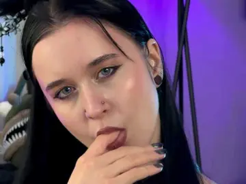 Bongacams Adult Webcam of KiraLiLime