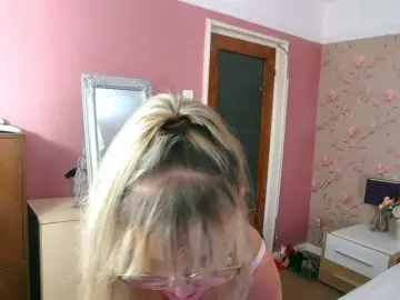 Bongacams Best live sex cam show of LadyMariahx