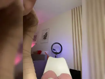 Bongacams Watch Live Sex Cams of sashhhkino