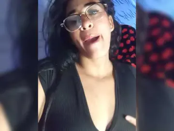 Bongacams Free Porn Cam of Letty33