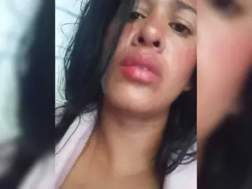 Bongacams Watch Live Sex Cams of Letty33