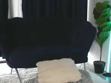 Bongacams Nude Webcam of ChrystalCade