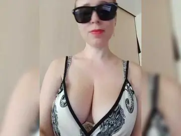Bongacams Nude Webcam of DashaKisa951