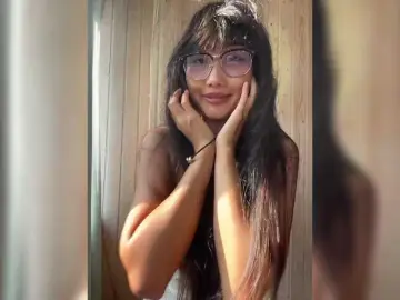 Bongacams Watch Live Sex Cams of InJiOcean99