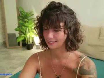 Bongacams Nude Webcam of SweetLilLulu