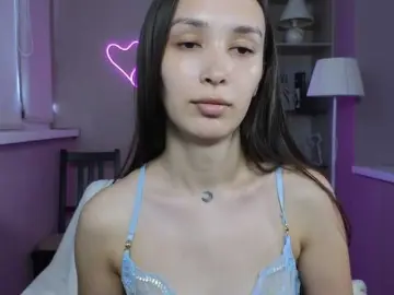 Bongacams Watch Live Sex Cams of dlllvi